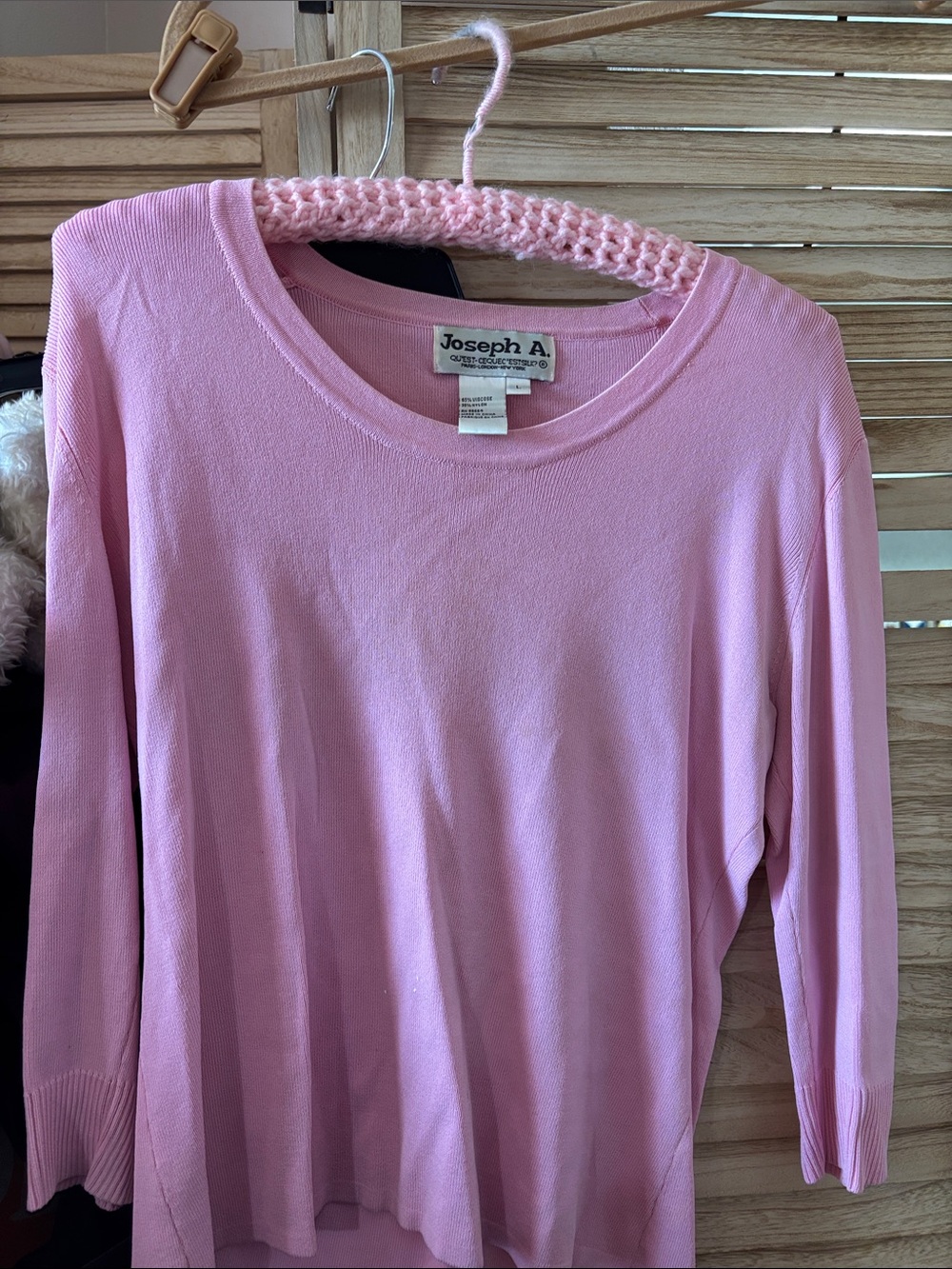 Joseph A Lightweight Pink Long-Sleeve Crewneck Top